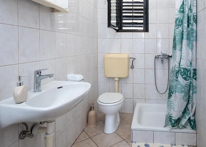 Apartament With Parking Space Pag - 15765 Pag Town