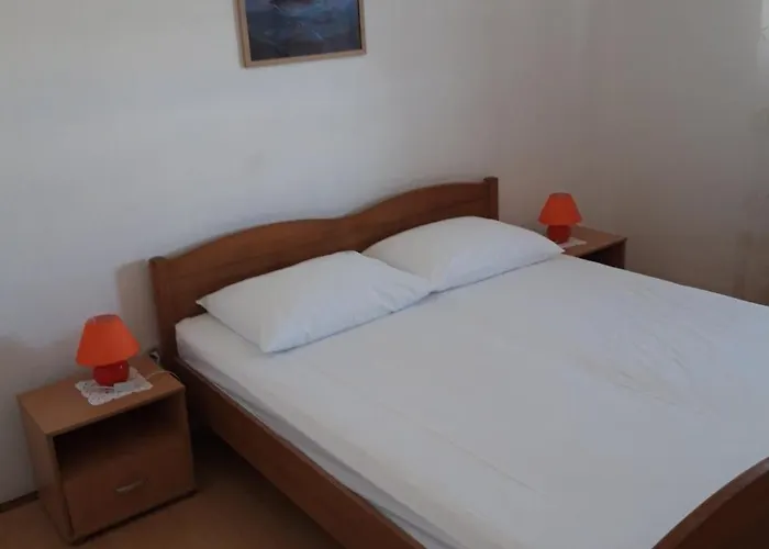 Apartament With Parking Space Pag - 15765 Pag Town